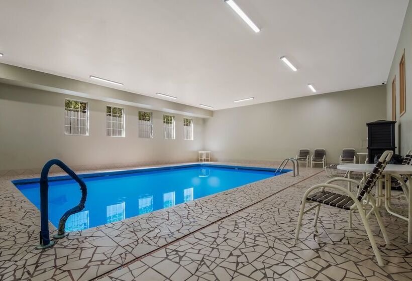 Surestay Plus Hotel By Best Western Topeka