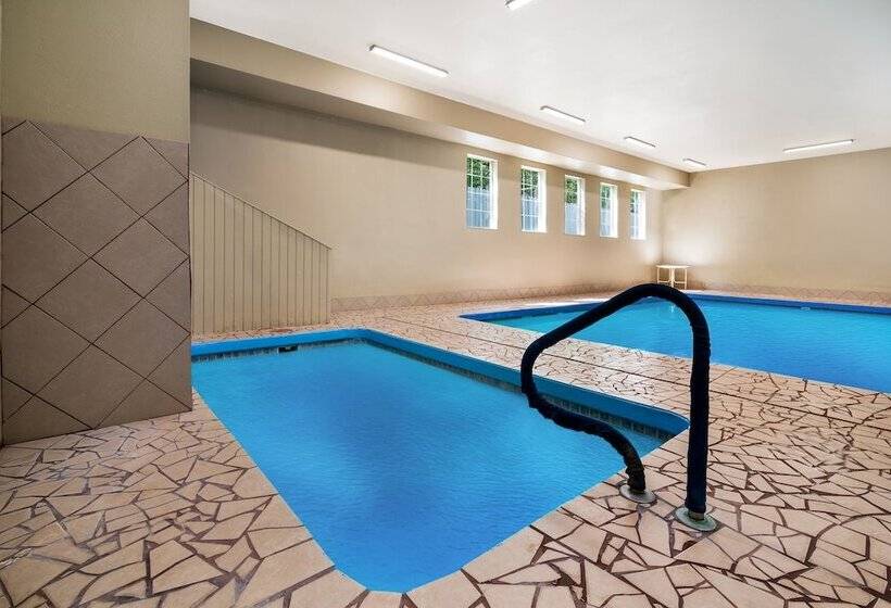 Surestay Plus Hotel By Best Western Topeka