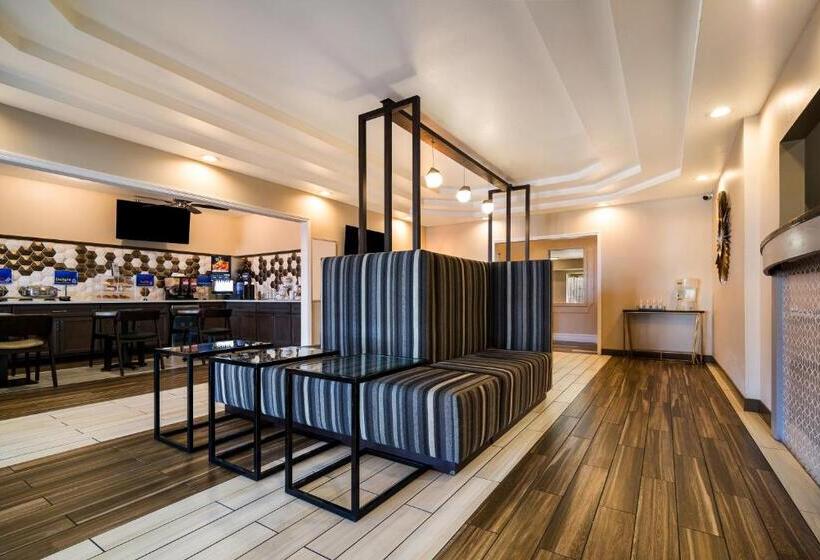 Surestay Plus Hotel By Best Western Topeka