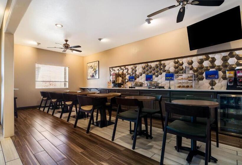 Surestay Plus Hotel By Best Western Topeka