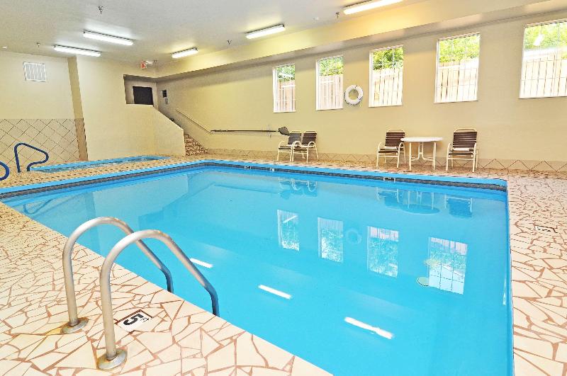 Surestay Plus Hotel By Best Western Topeka