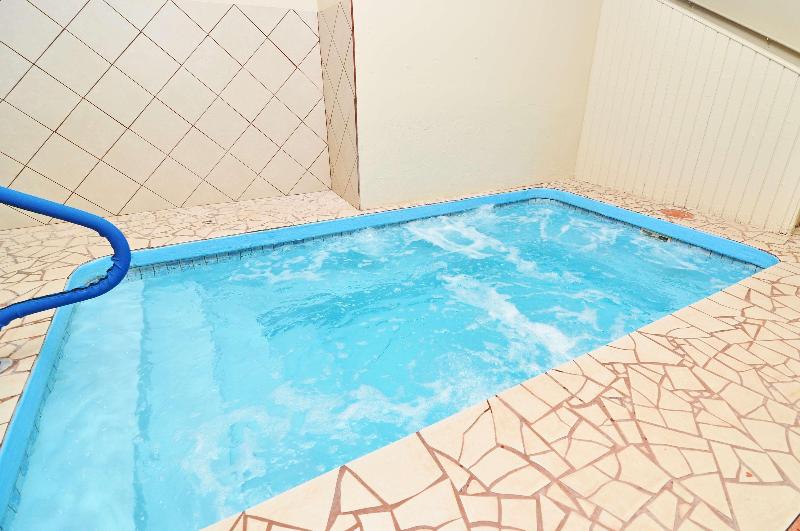 Surestay Plus Hotel By Best Western Topeka