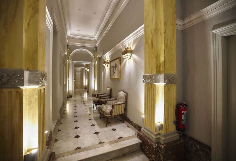 Dukes  Arches Brugge   By Dukes  Hotel Collection