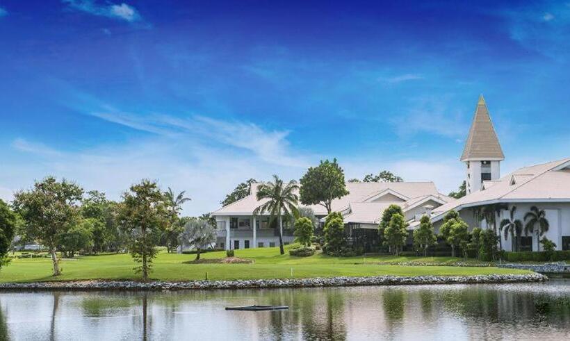 酒店 The Royal Gems Golf Resort