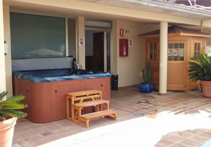 ホテル Torre Del Conde