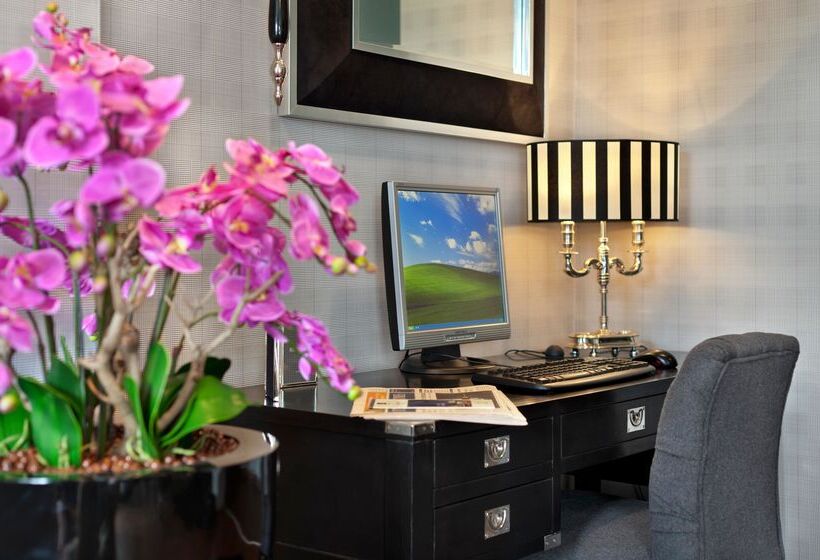 בית מלון כפרי Tryp By Wyndham Luebeck Aquamarin