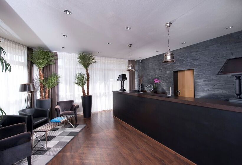 בית מלון כפרי Tryp By Wyndham Luebeck Aquamarin