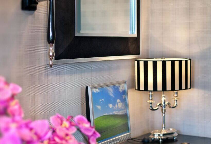 בית מלון כפרי Tryp By Wyndham Luebeck Aquamarin