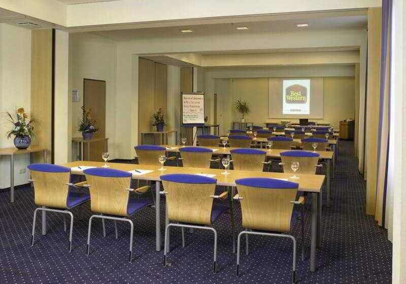 בית מלון כפרי Tryp By Wyndham Luebeck Aquamarin