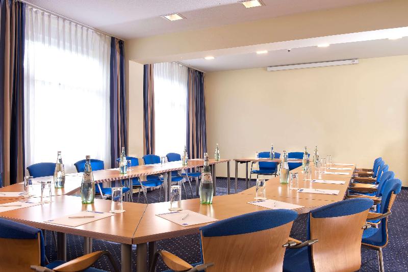 בית מלון כפרי Tryp By Wyndham Luebeck Aquamarin