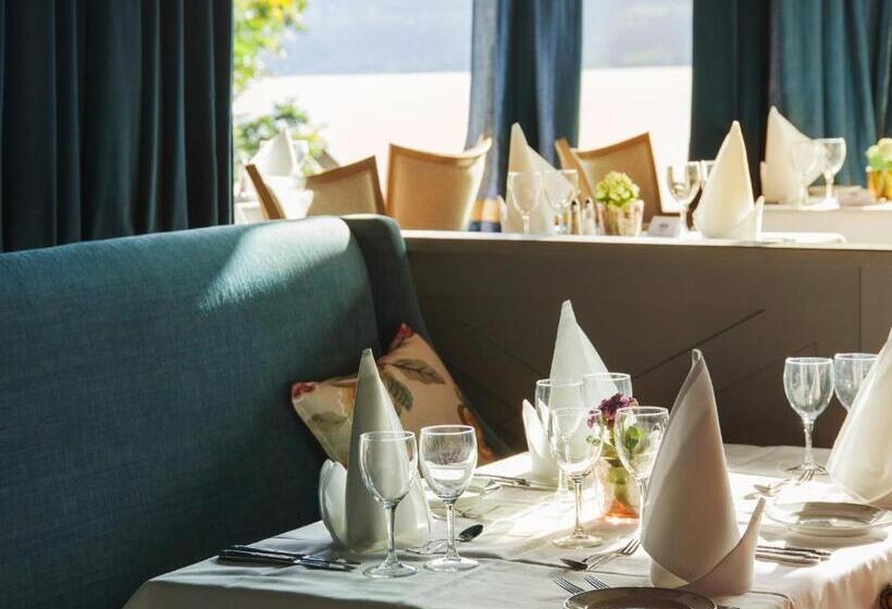 בית מלון כפרי Ullensvang