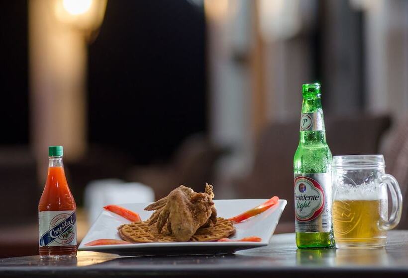 Отель Victorian House