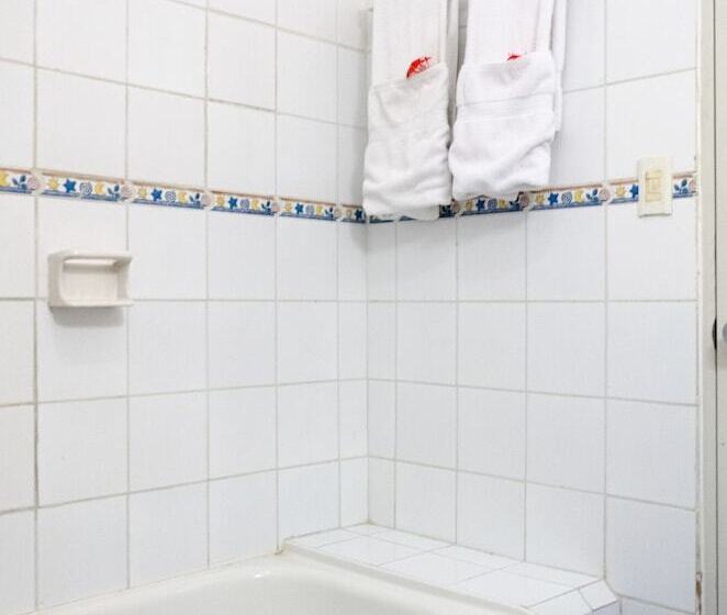 Отель Victorian House