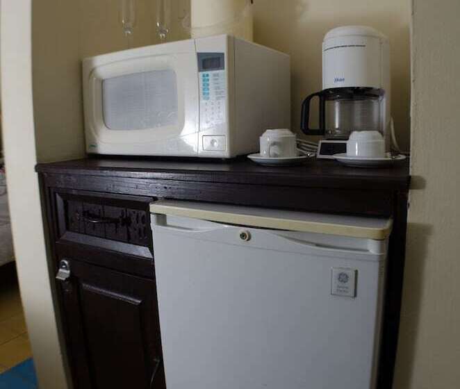 Отель Victorian House