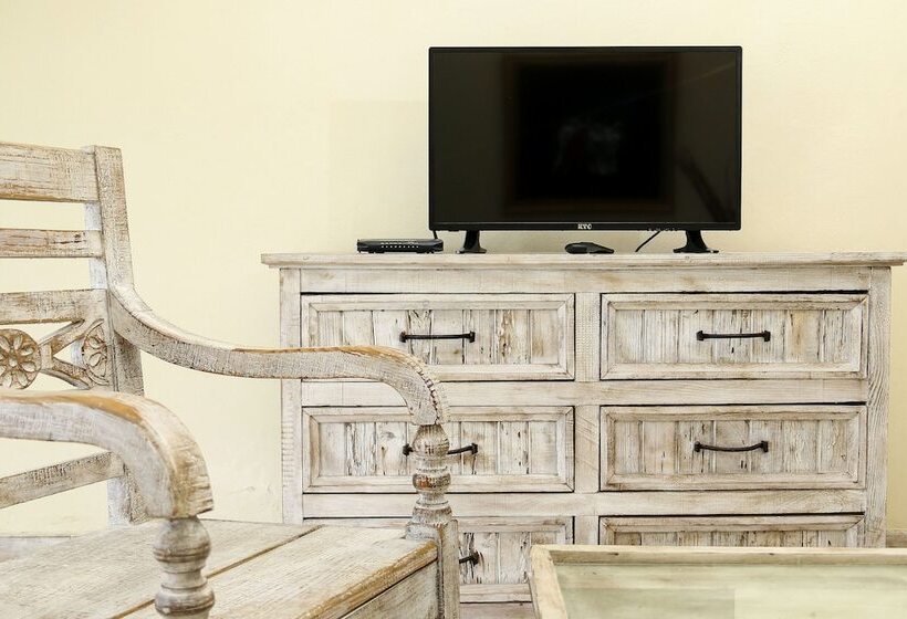 Отель Victorian House