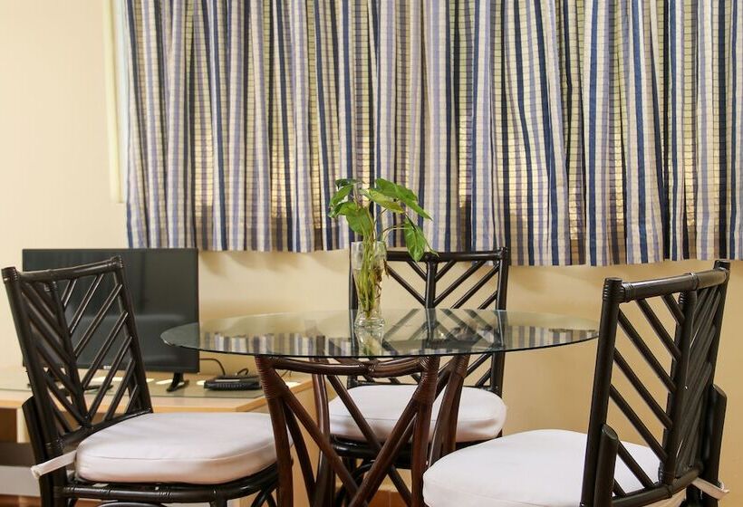 Отель Victorian House