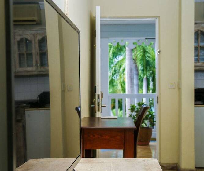 Отель Victorian House