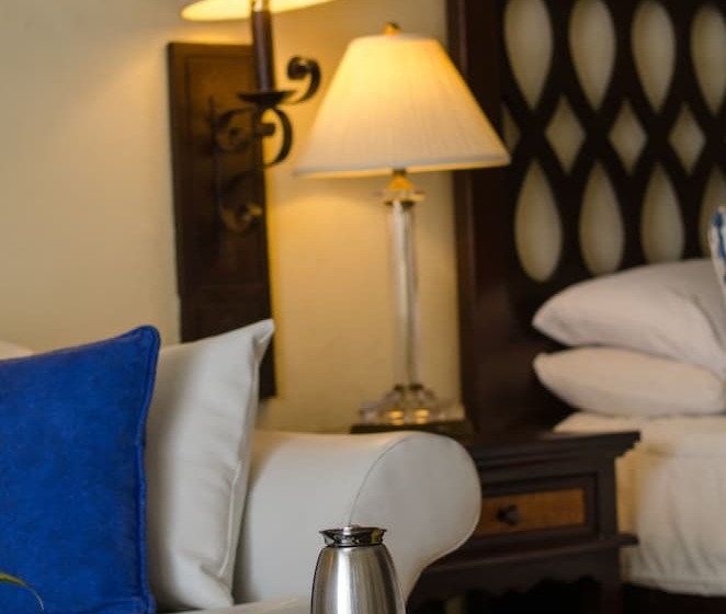 Отель Victorian House