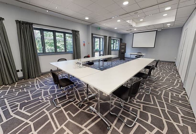 Village Hotel Manchester Bury