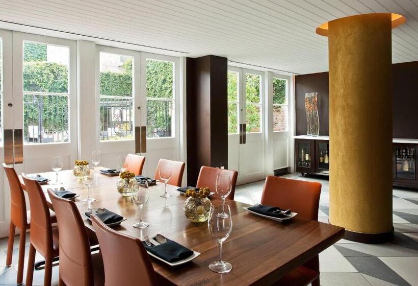 هتل De La Poste – French Quarter, A Renaissance