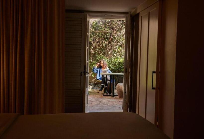 هتل De La Poste – French Quarter, A Renaissance