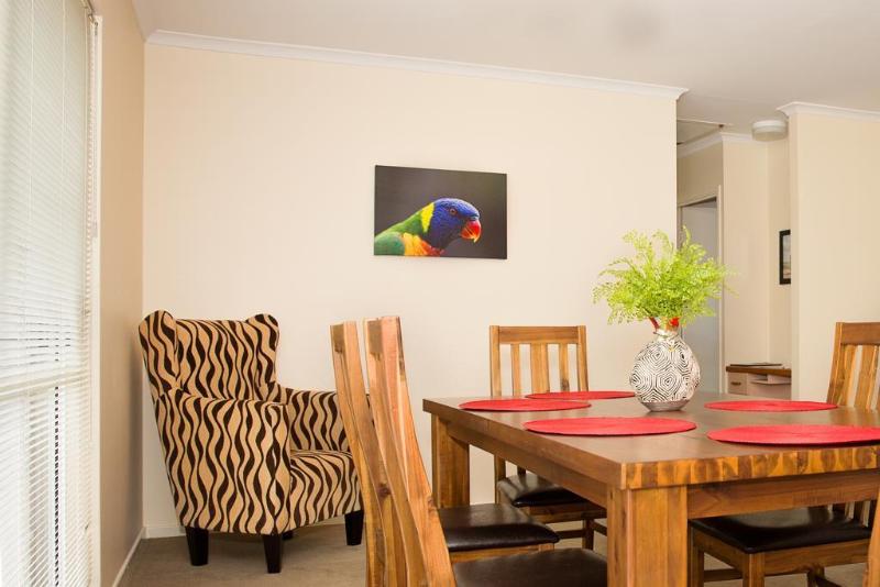 هتل White Lace Motor Inn