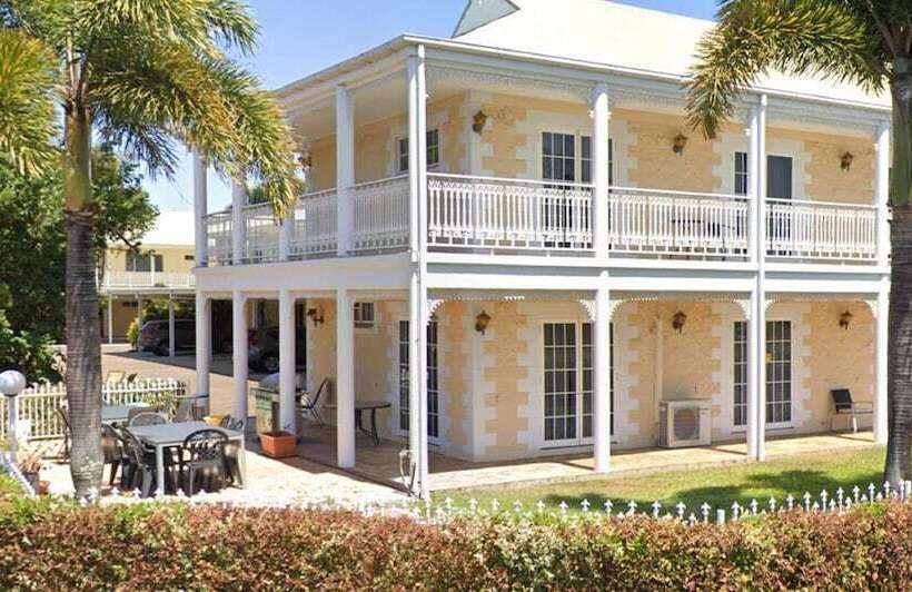 هتل White Lace Motor Inn