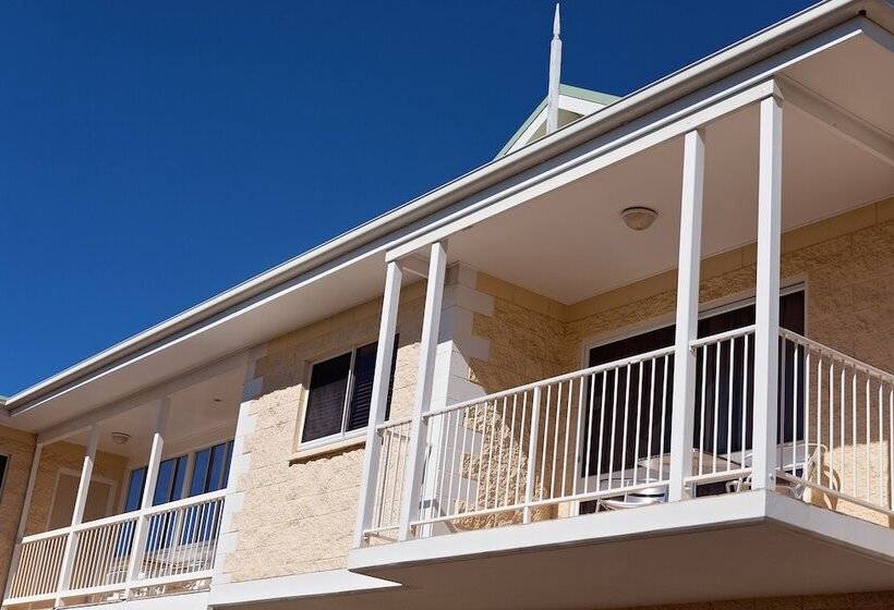 هتل White Lace Motor Inn