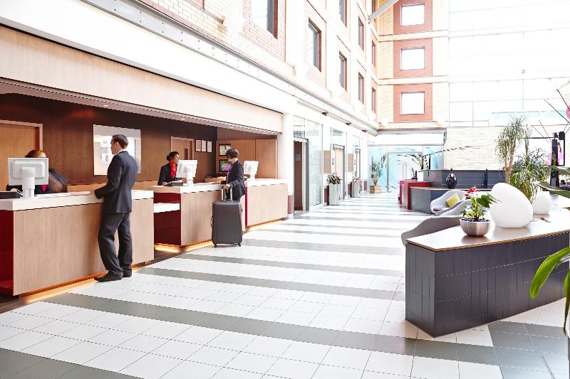 Novotel London Heathrow Airport M4 Jct. 4