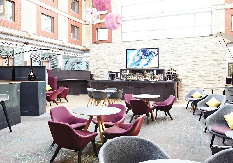 Novotel London Heathrow Airport M4 Jct. 4