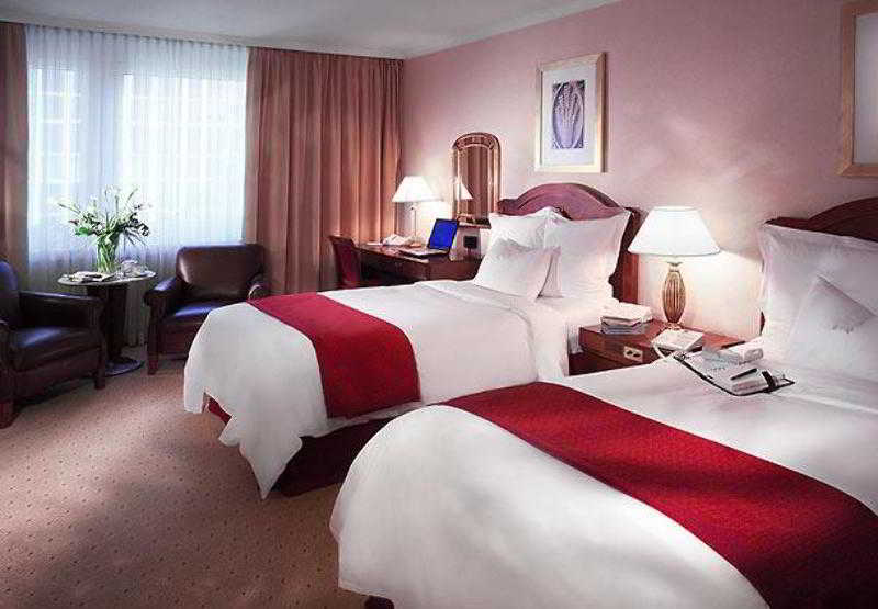 Renaissance Zurich Hotel