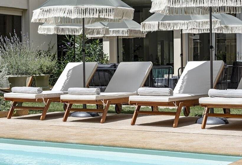 Резиденция Maison Des Ambassadeurs