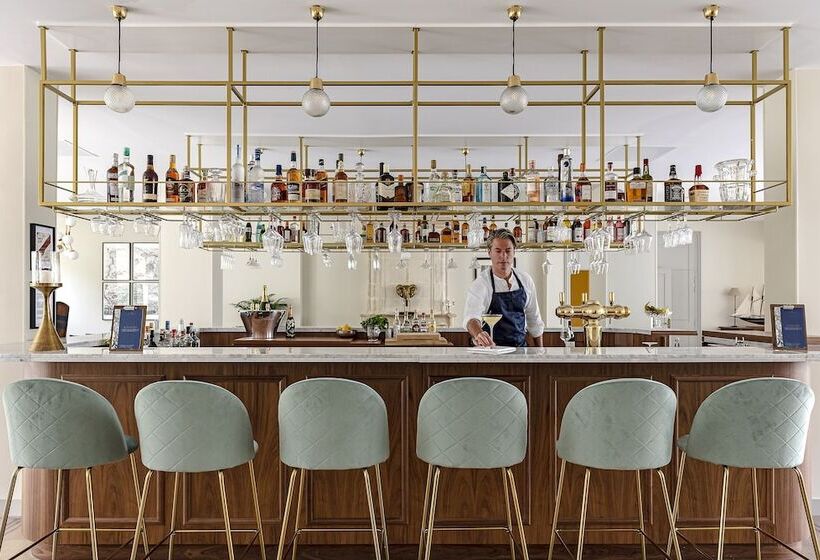 Резиденция Maison Des Ambassadeurs