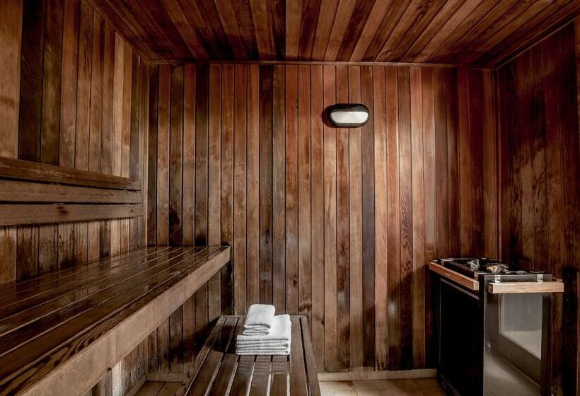 استراحتگاه Mantra French Quarter Noosa