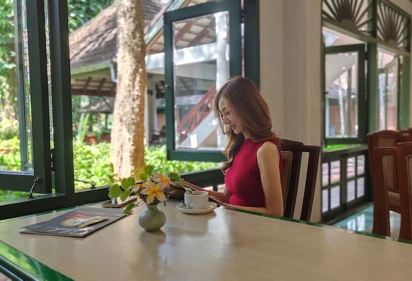 The Imperial Chiang Mai Resort & Sports Club