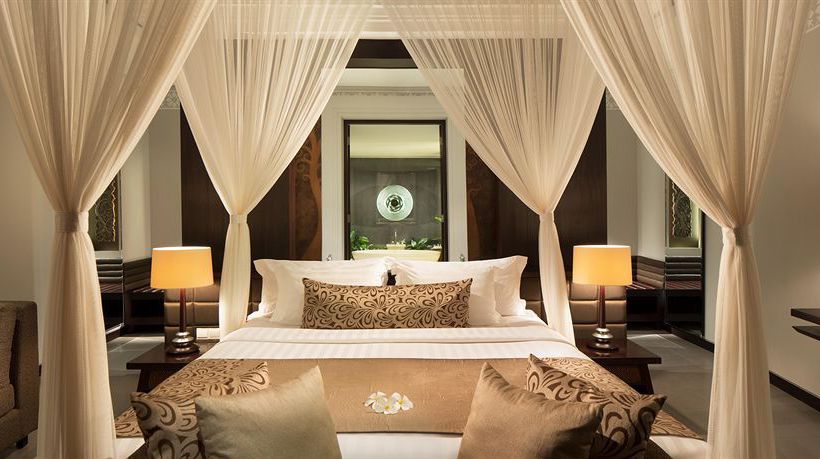 هتل White Rose Kuta Resort  Villas & Spa
