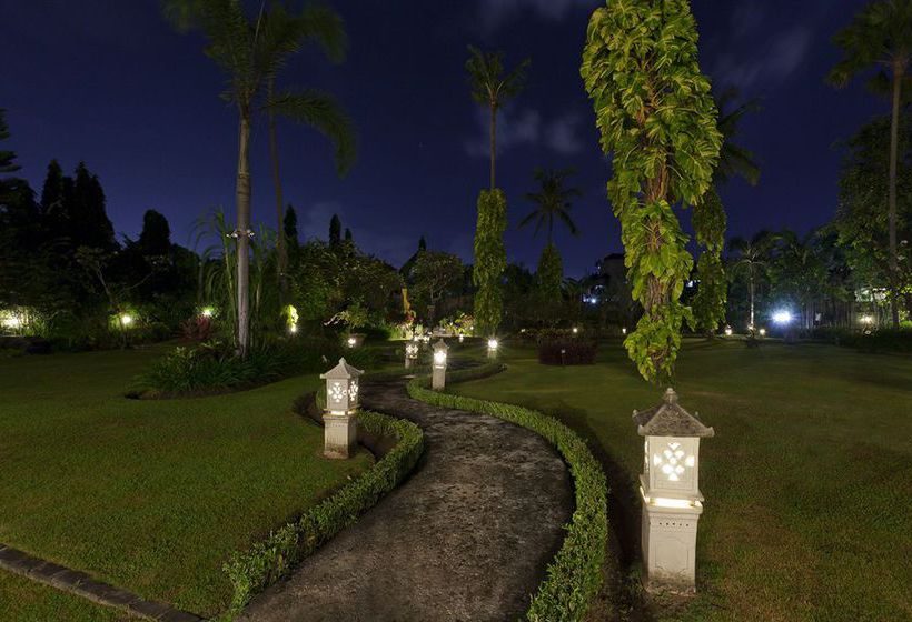 Отель White Rose Kuta Resort  Villas & Spa