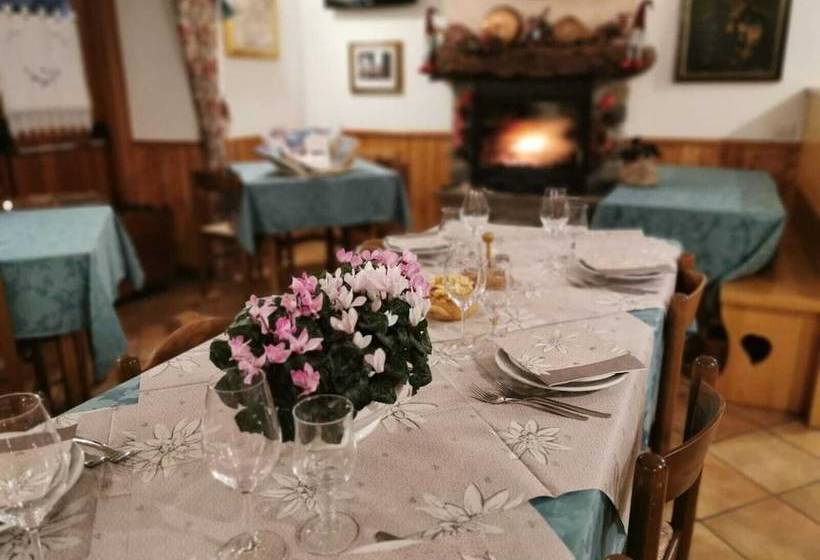 בית מלון כפרי Albergo Ristorante Centro