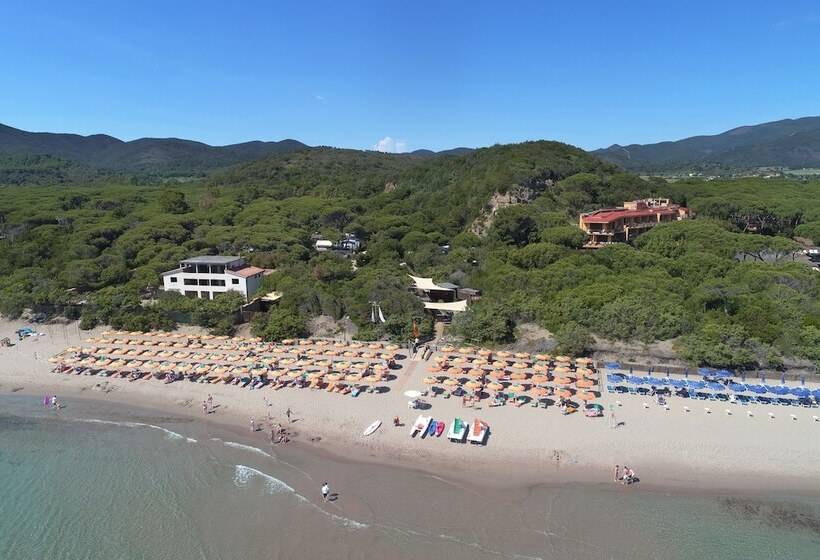 בית מלון כפרי Camping Village Santapomata