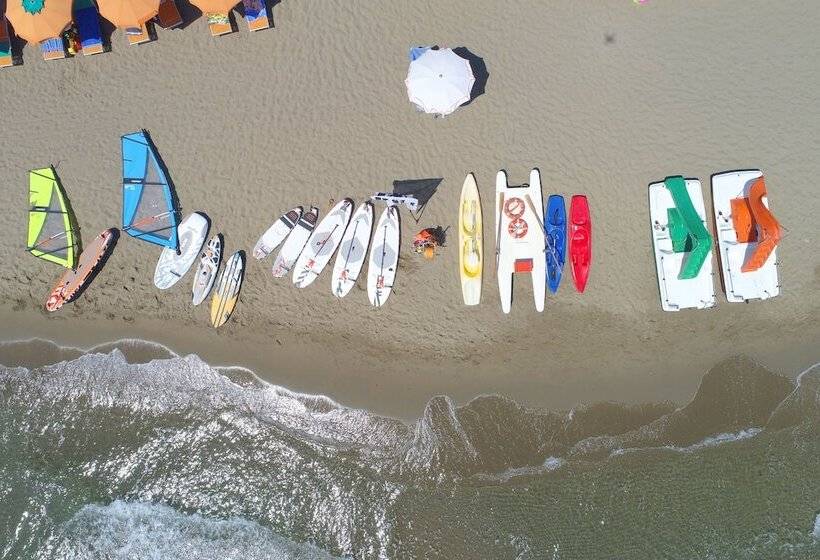 בית מלון כפרי Camping Village Santapomata