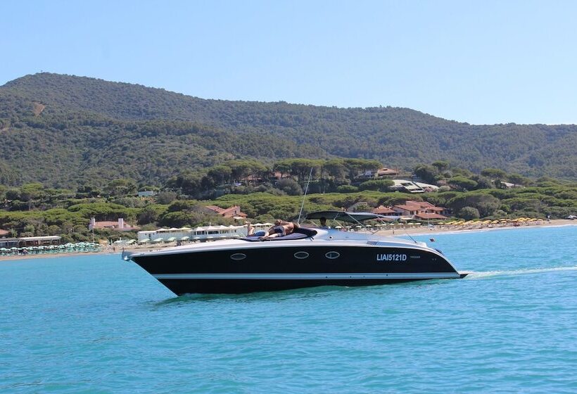 בית מלון כפרי Camping Village Santapomata