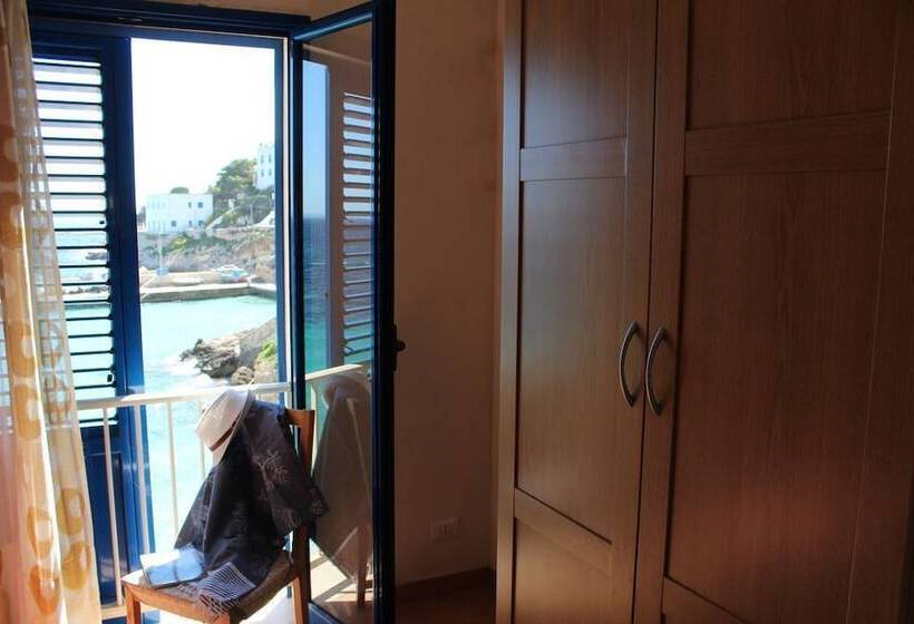 بنسيون Cala Dogana Guest House