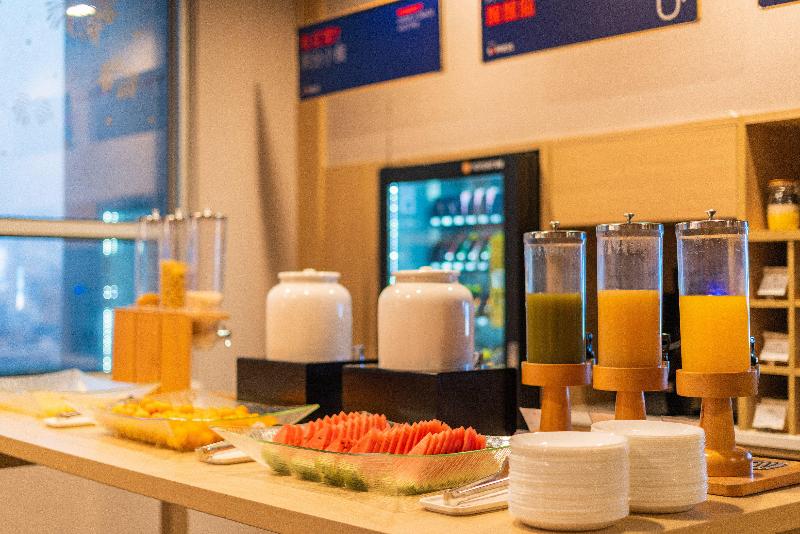 Отель Holiday Inn Express Hangzhou Westlake East, An Ihg