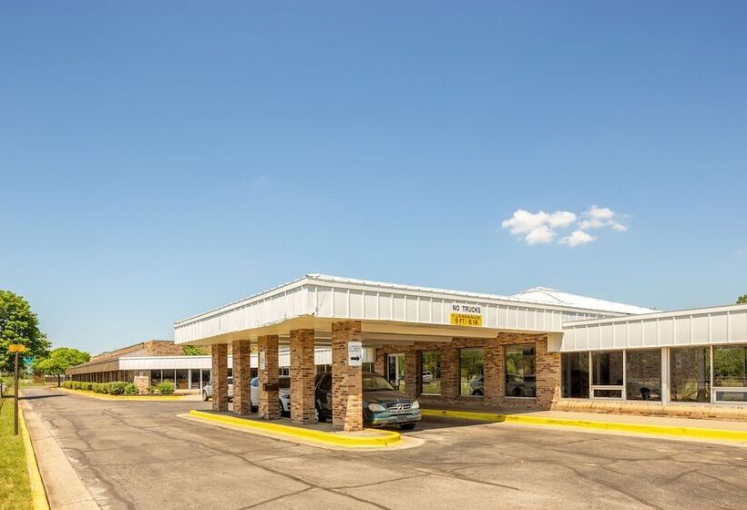 מוטל Oyo Hotel Mona Lake Muskegon