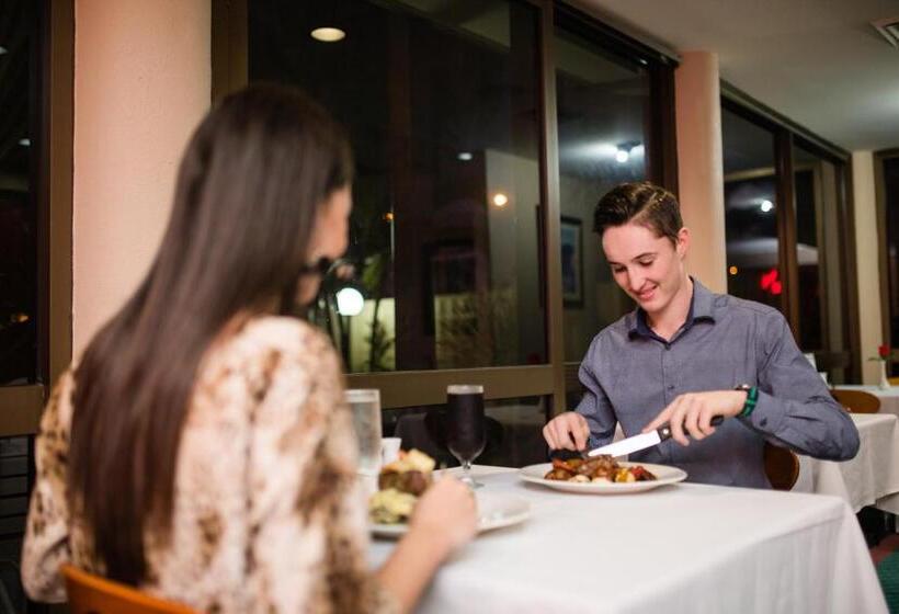 Glenmore Palms Motel