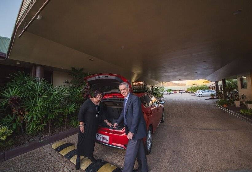 Glenmore Palms Motel