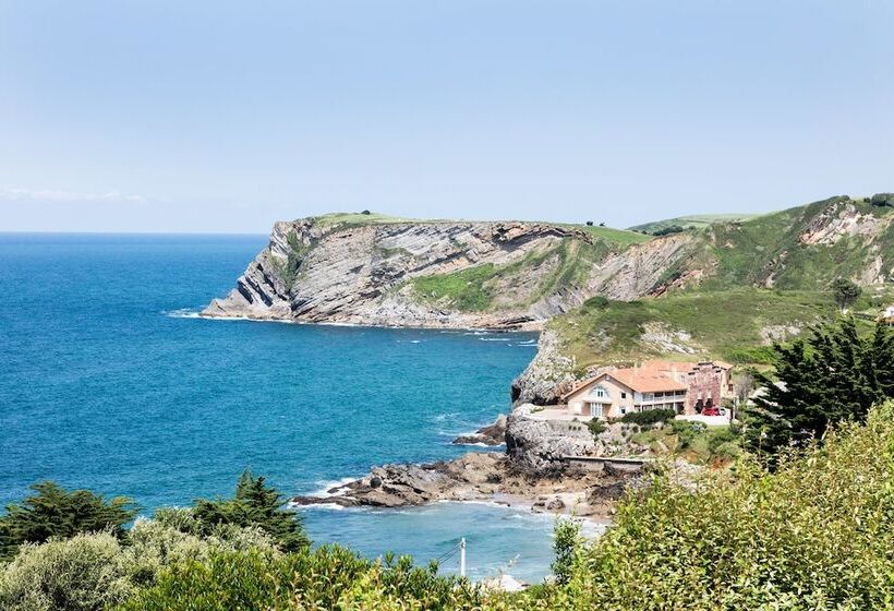 Abba Comillas Apartments