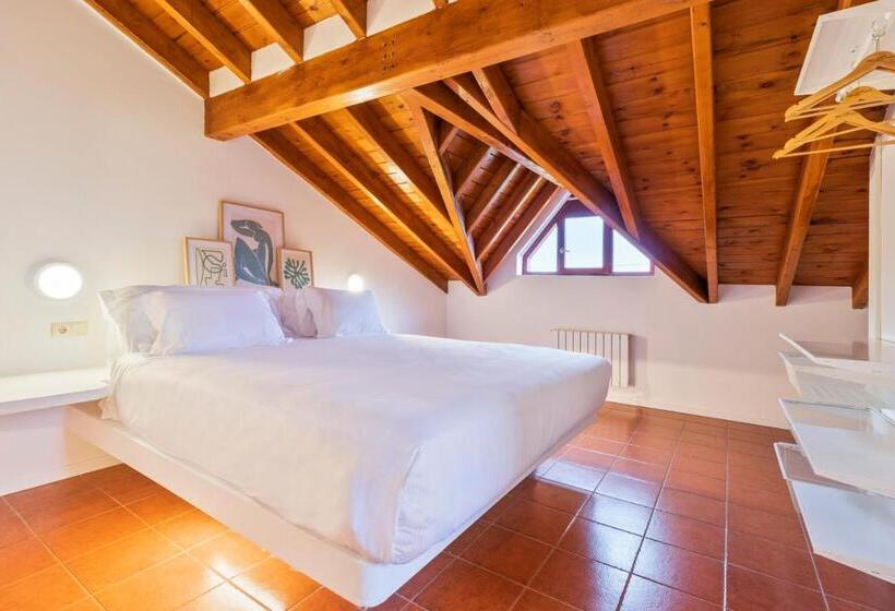 Abba Comillas Apartments