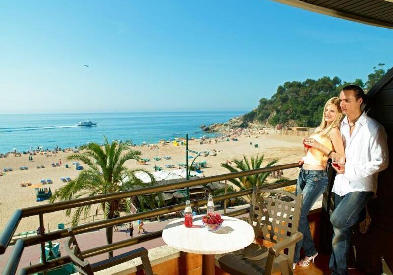 Almirall Apartaments