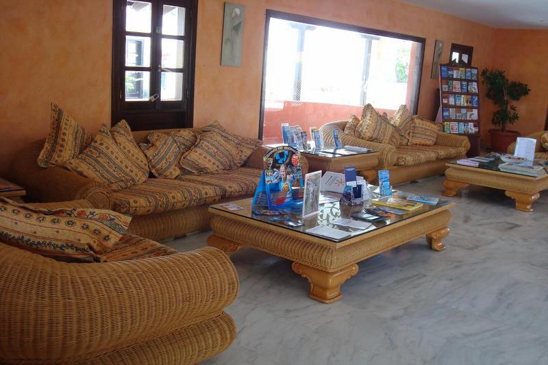 Apartamentos Elite Club Montecastillo